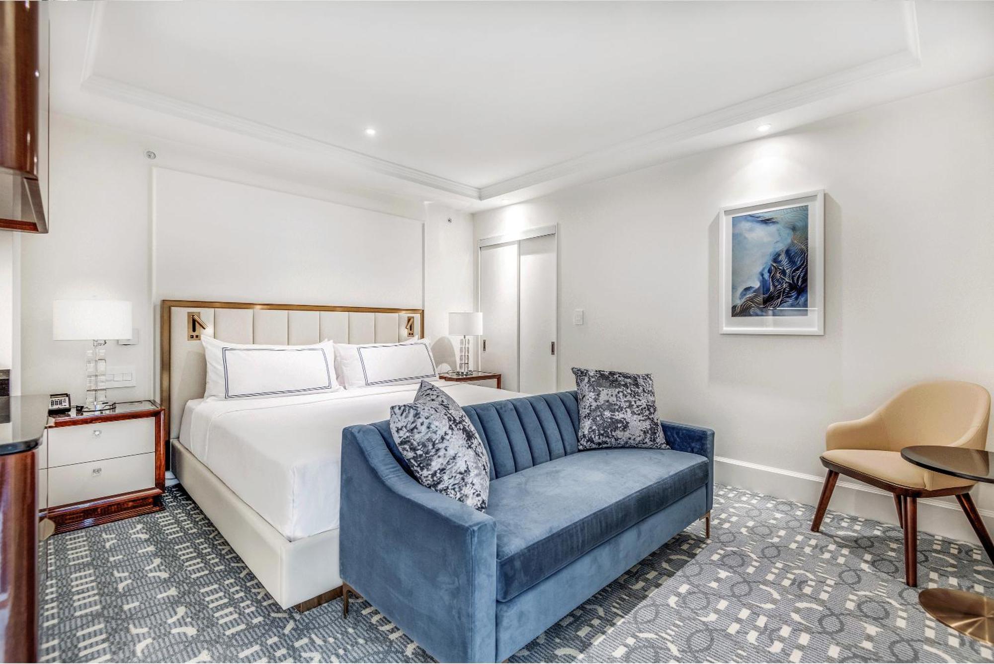 וונקובר Azur Legacy Collection Hotel מראה חיצוני תמונה